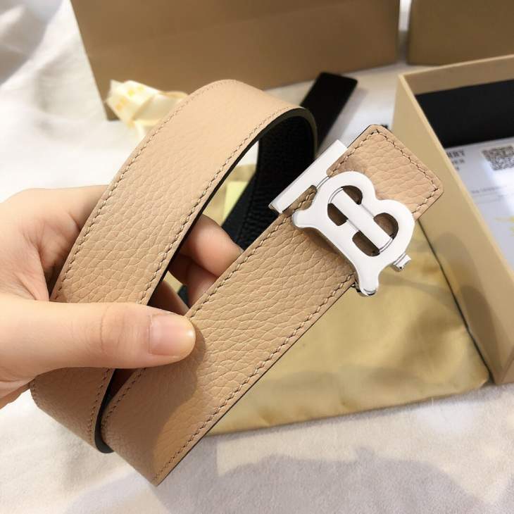Picture of Burberry Belts _SKUfw68092858fw